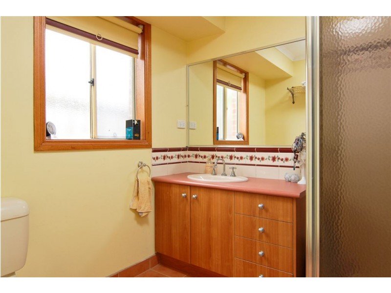 160 The Promenade, Narre Warren South VIC 3805