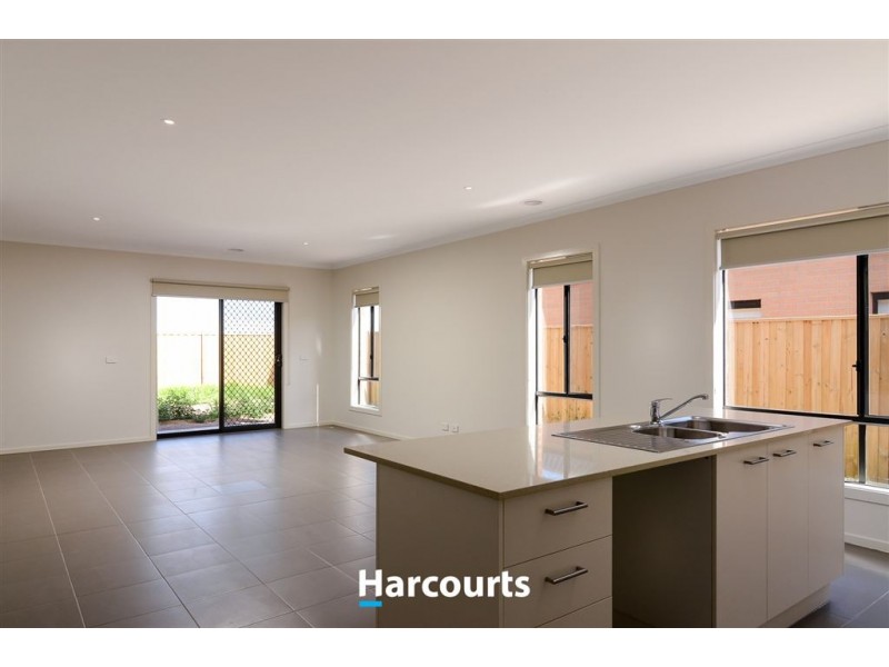 3 Gossamer Way, Narre Warren South VIC 3805