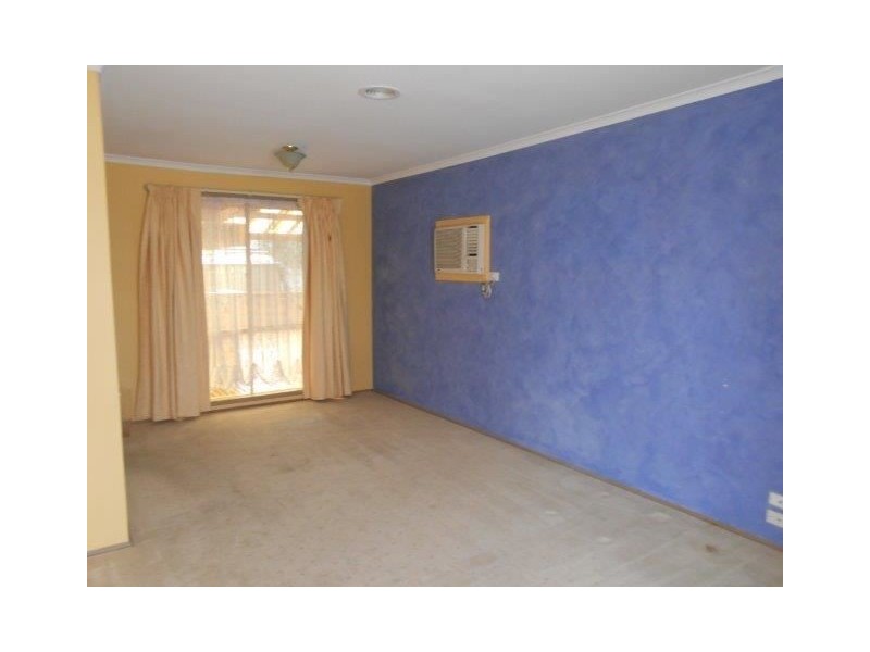 44 Samantha Crescent, Cranbourne North VIC 3977