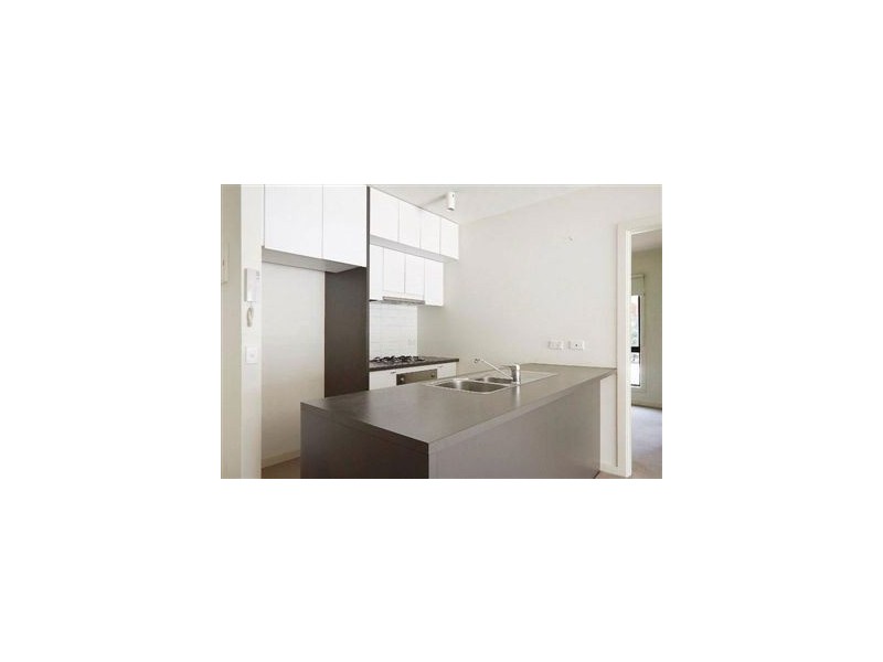 2/2 Greenfield Drive, Clayton VIC 3168