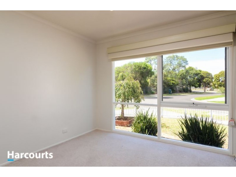 1 Beckington Crescent, Hampton Park VIC 3976