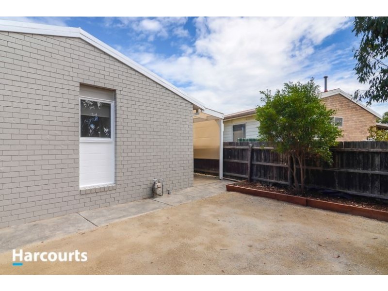 1 Beckington Crescent, Hampton Park VIC 3976