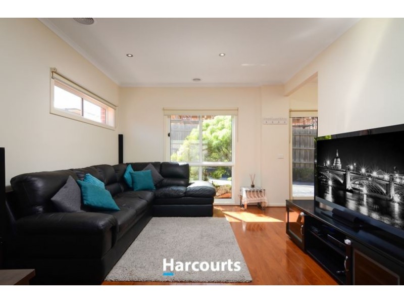 2/33 Leman Crescent, Noble Park VIC 3174