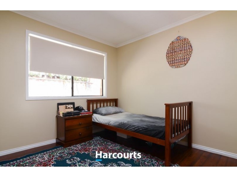 16 Hallmark Drive, Narre Warren South VIC 3805