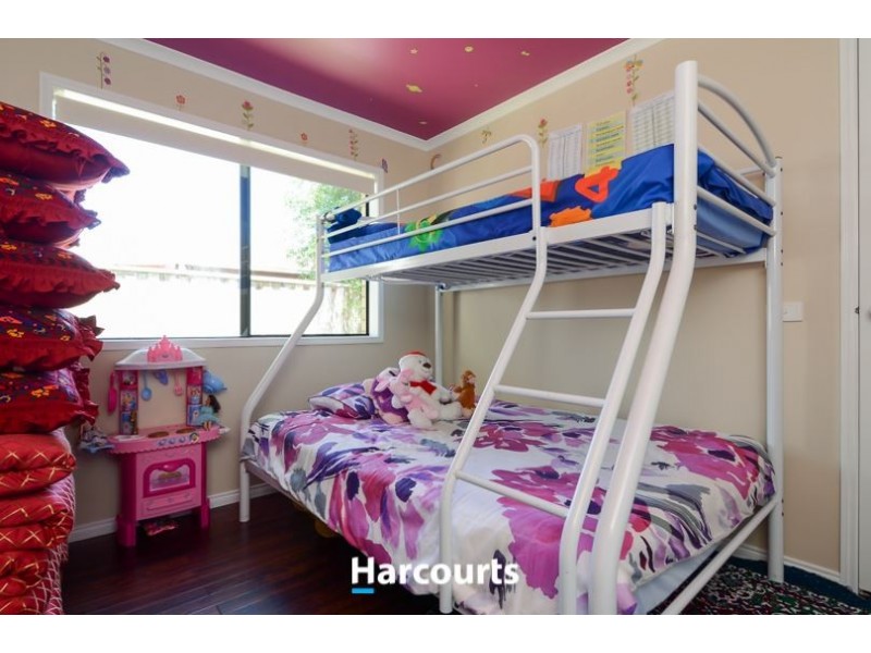 16 Hallmark Drive, Narre Warren South VIC 3805