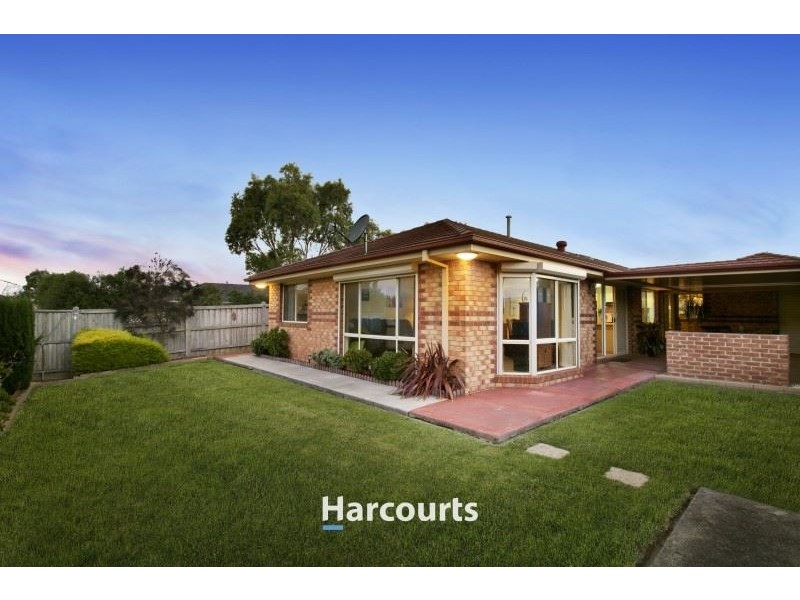44 Miralie Way, Cranbourne West VIC 3977