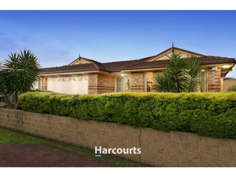 44 Miralie Way, Cranbourne West VIC 3977