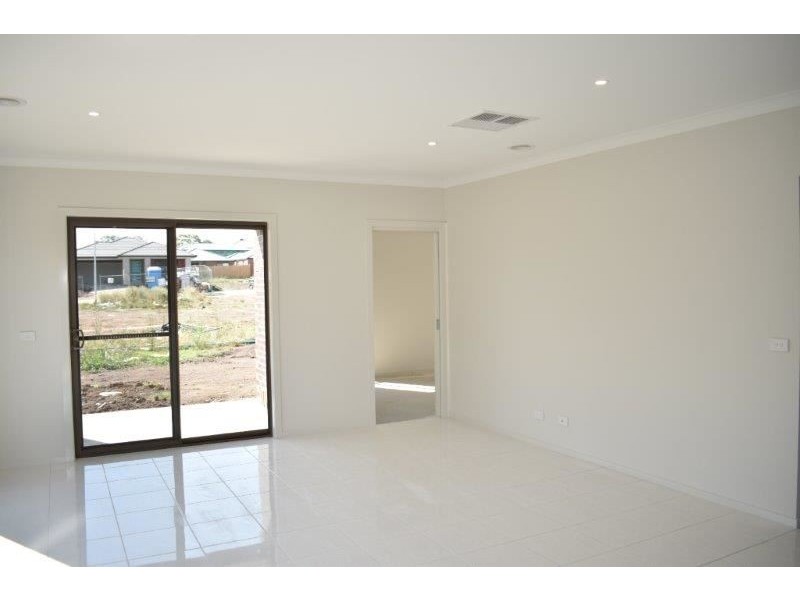 173 Mountainview Boulevard, Cranbourne North VIC 3977