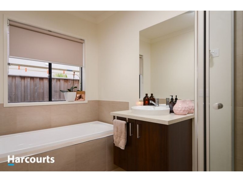 234 Sandhurst Blvd, Sandhurst VIC 3977