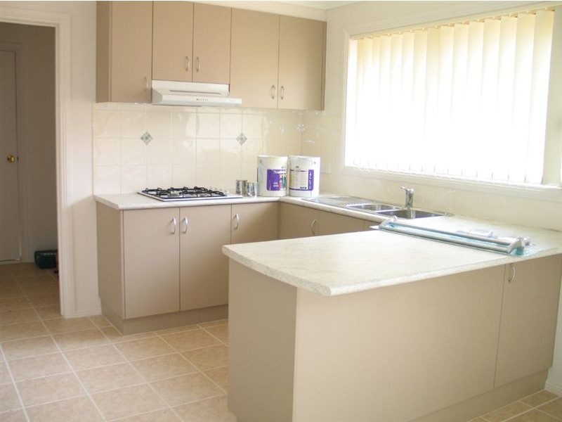 3 Tuscany Rise, Pakenham VIC 3810