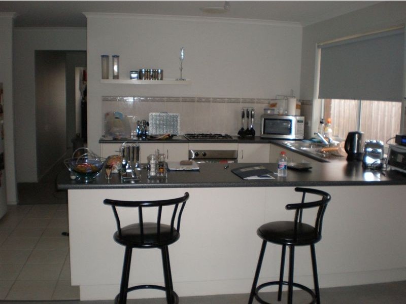 41 Middleham Close, Cranbourne VIC 3977
