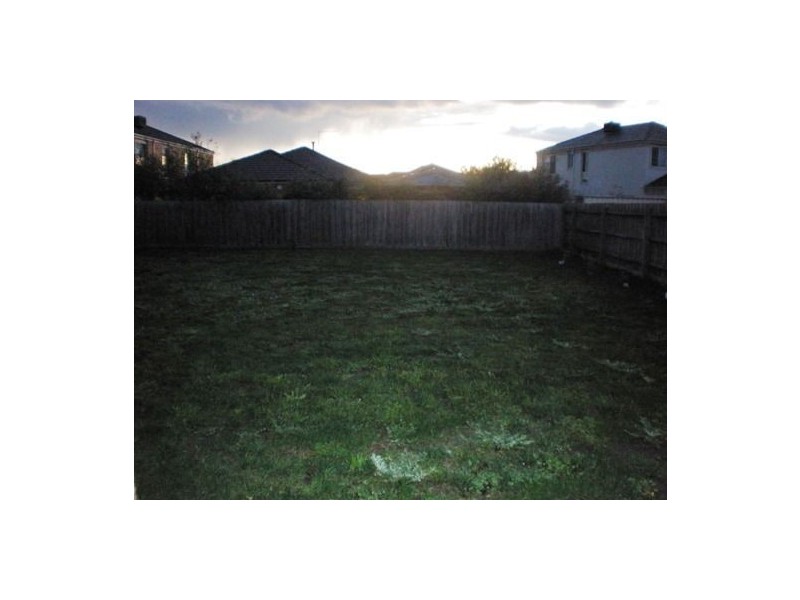 23 Camberwell Drive, Narre Warren VIC 3805