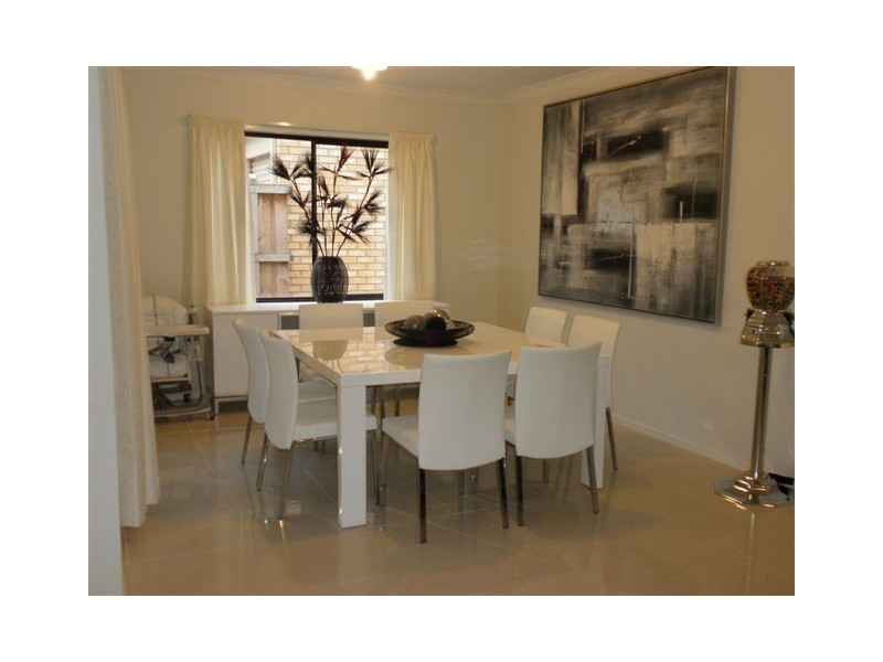 21 Ridgemont Drive, Berwick VIC 3806