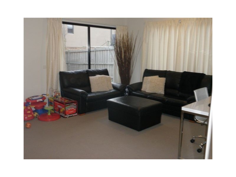 21 Ridgemont Drive, Berwick VIC 3806