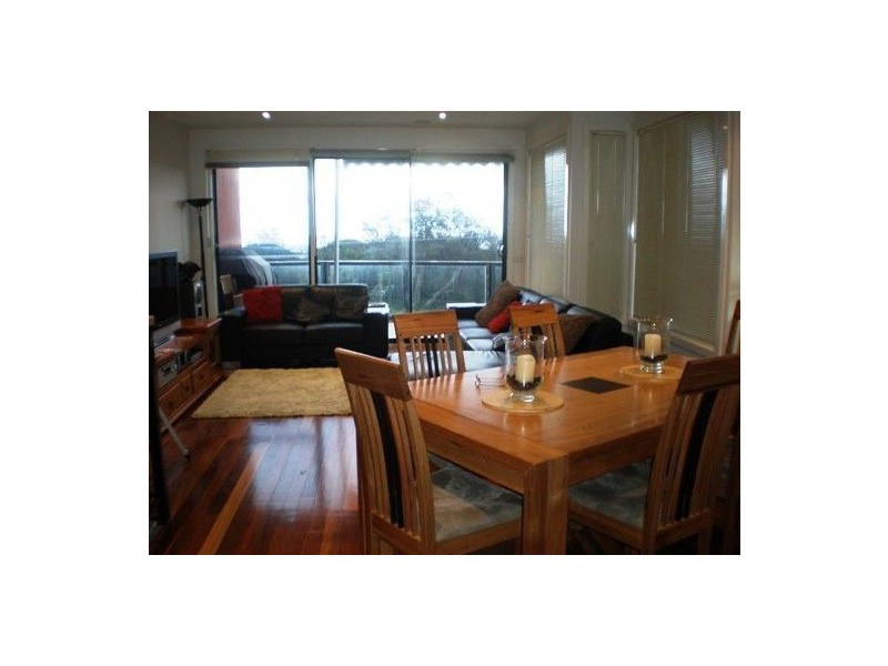 151 Nepean Hwy, Seaford VIC 3198