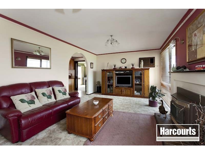 240 Narre Warren Cranbourne Rd, Narre Warren South VIC 3805