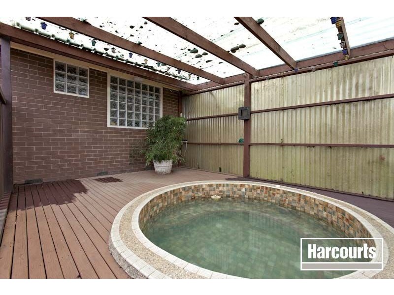 240 Narre Warren Cranbourne Rd, Narre Warren South VIC 3805