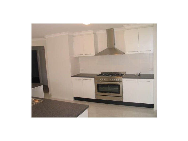 36 Norwegian Way, Narre Warren South VIC 3805