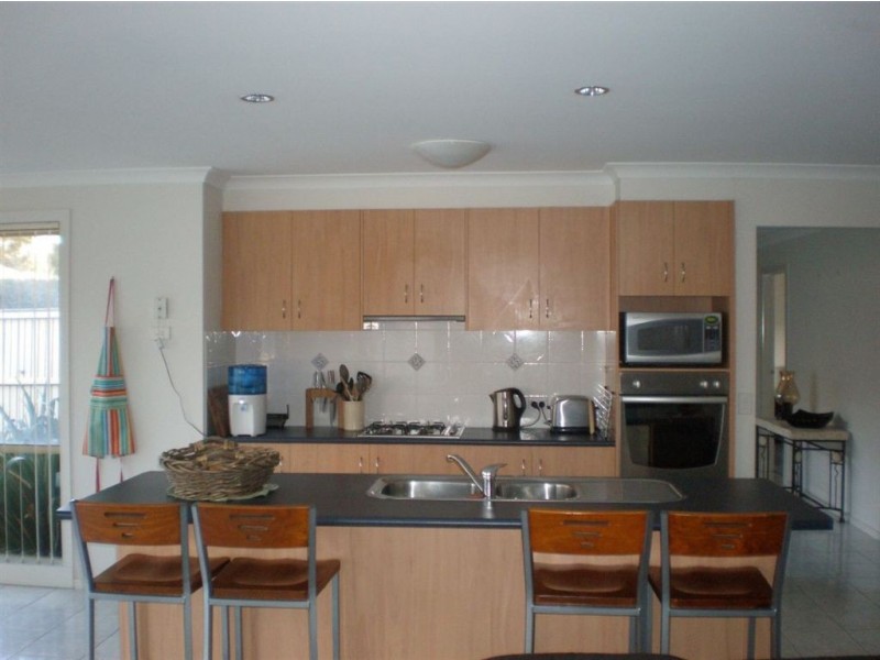 30 Jamieson Way, Berwick VIC 3806