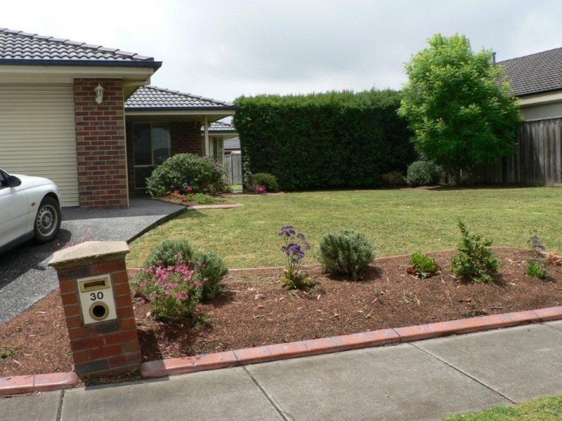 30 Jamieson Way, Berwick VIC 3806