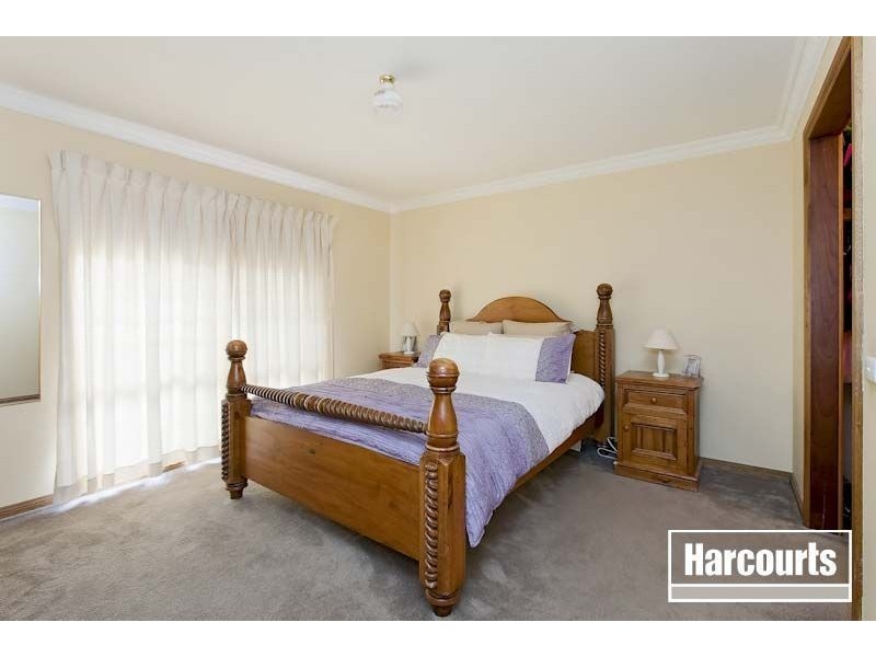 15 Glencairn Avenue, Hallam VIC 3803