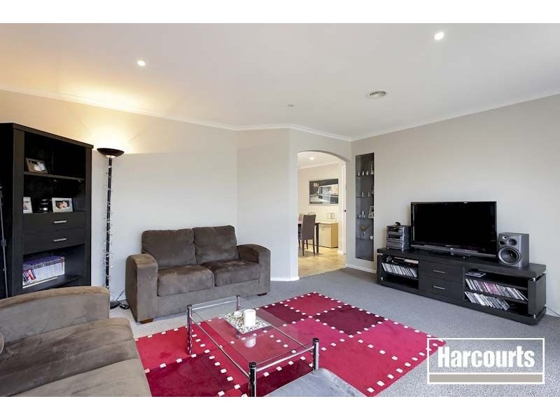 19 Greenacre Crescent, Narre Warren VIC 3805