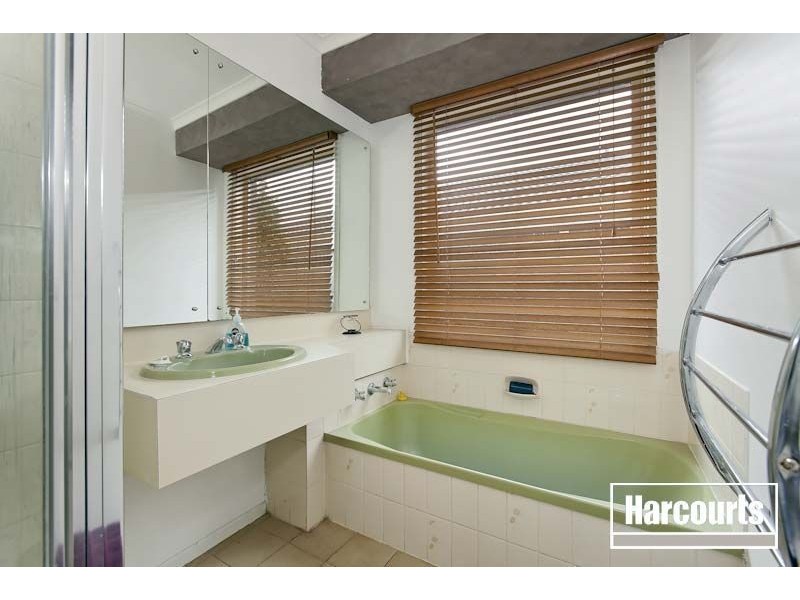 19 Greenacre Crescent, Narre Warren VIC 3805