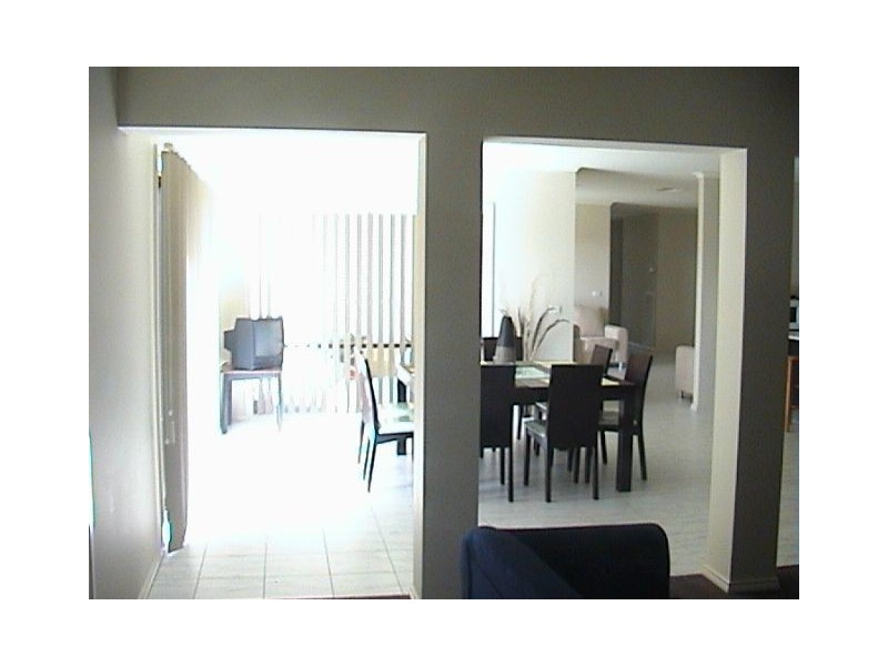 4 Cherrywood Way, Narre Warren South VIC 3805