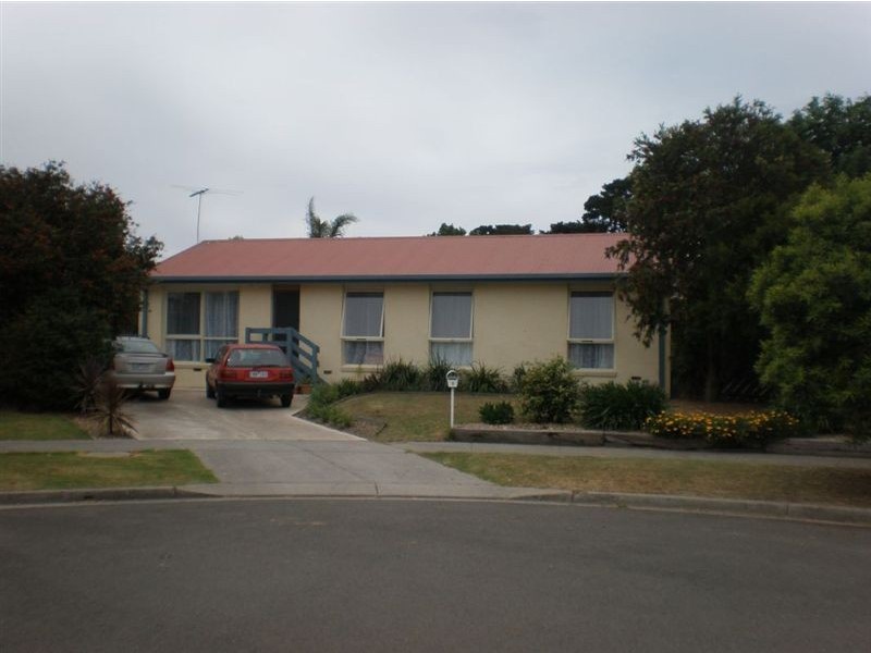 5 Monterey Court, Narre Warren VIC 3805