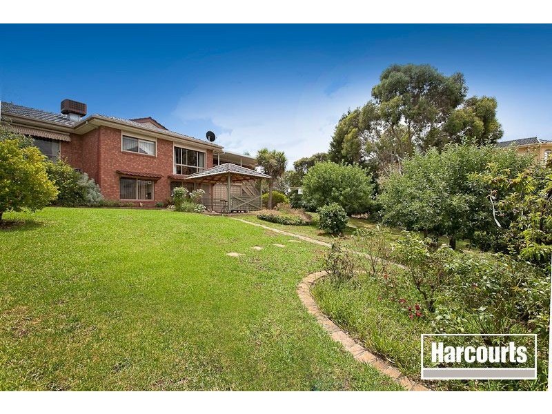 1 Maclaine Court, Narre Warren North VIC 3804