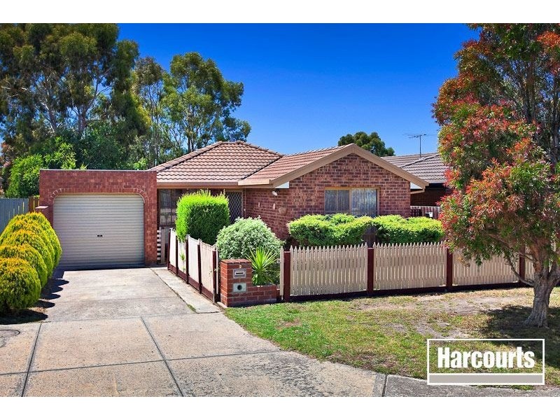 2 England Walk, Narre Warren South VIC 3805