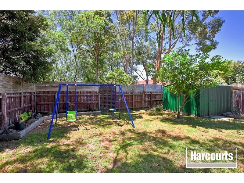 2 England Walk, Narre Warren South VIC 3805