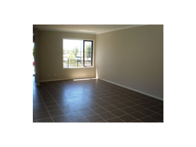 9 Ardor Ave, Cranbourne North VIC 3977