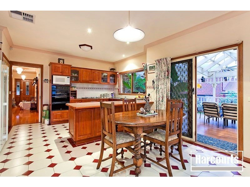 21 Fern Way, Narre Warren South VIC 3805