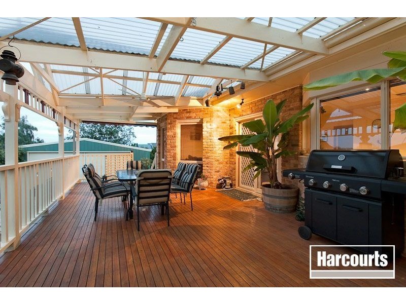 21 Fern Way, Narre Warren South VIC 3805