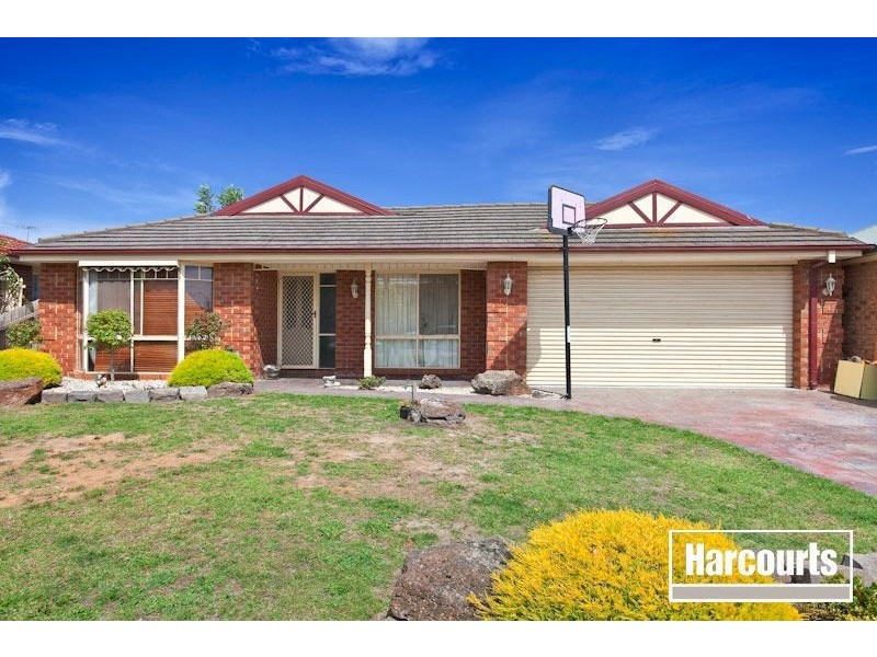 15 Chain Court, Narre Warren South VIC 3805