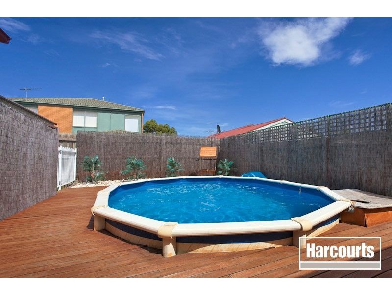 15 Chain Court, Narre Warren South VIC 3805