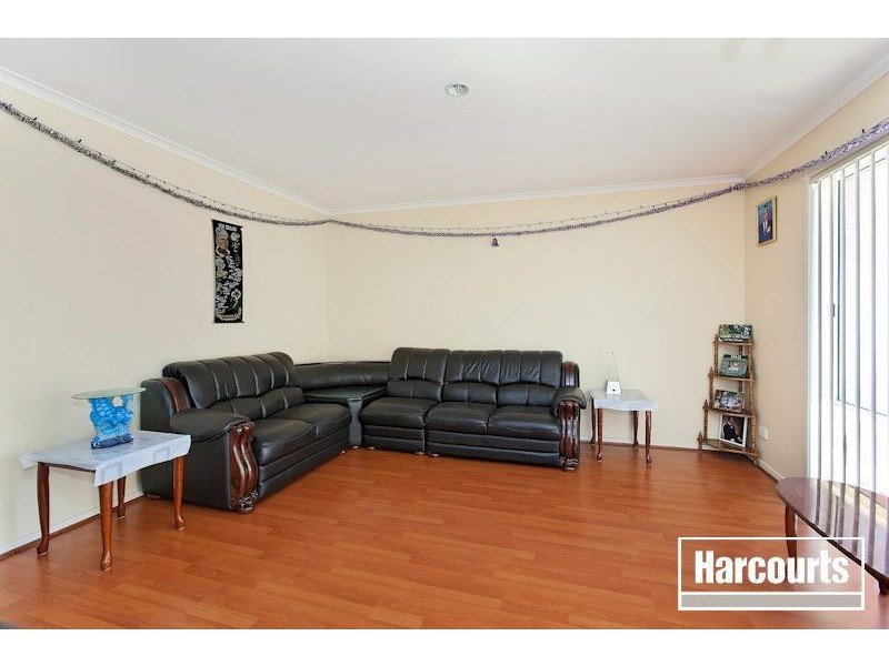 33 Bateman Grove, Hampton Park VIC 3976