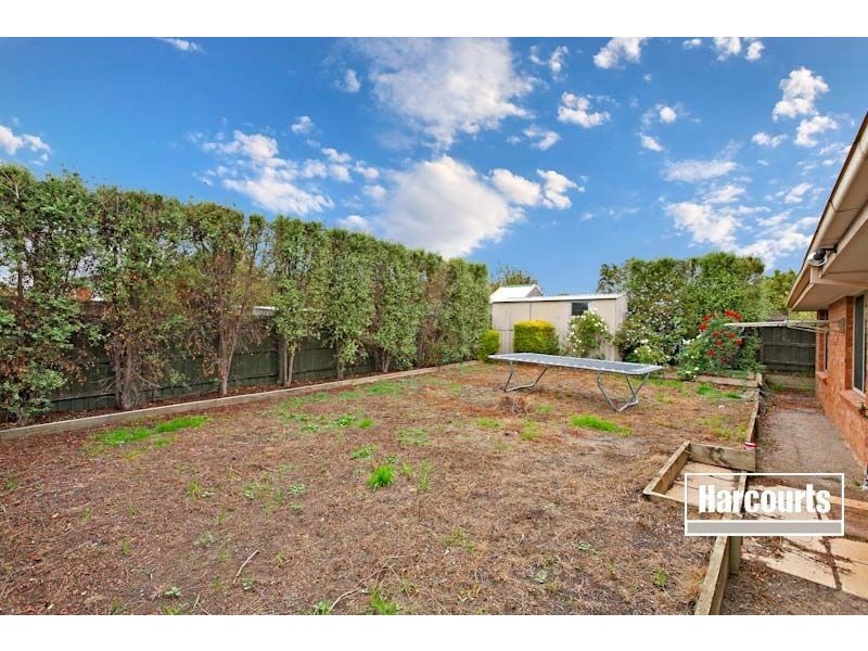 8 Michelle Drive, Hampton Park VIC 3976