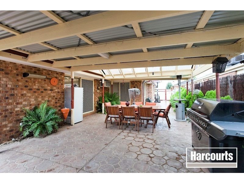 8 Dunmera Crescent, Narre Warren South VIC 3805