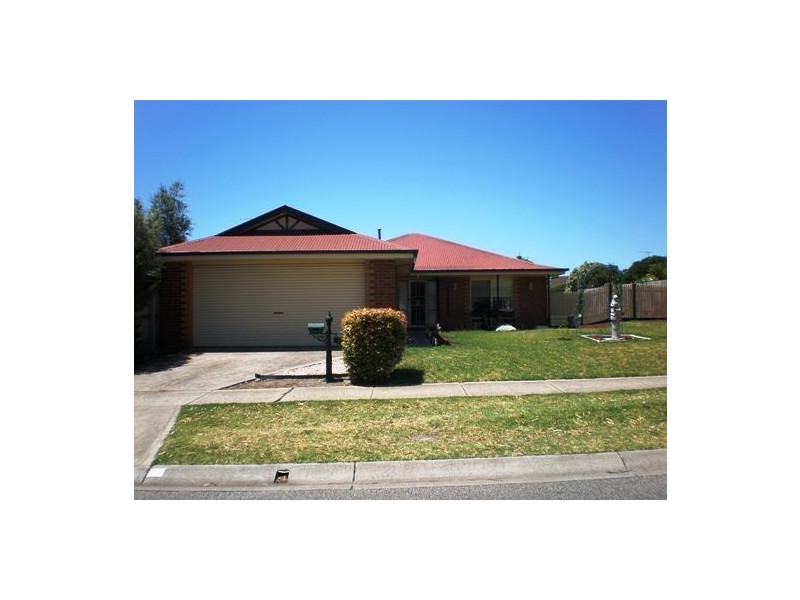 12 Tangerine Drive, Narre Warren South VIC 3805