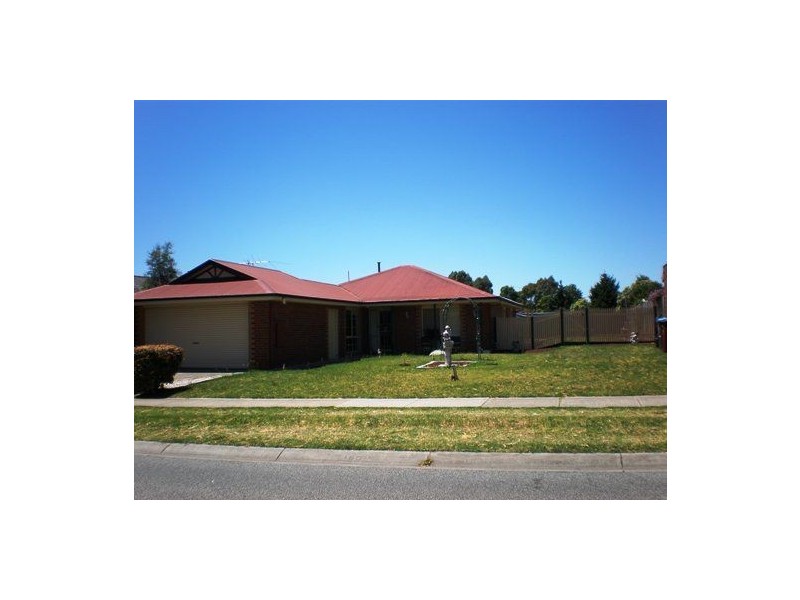12 Tangerine Drive, Narre Warren South VIC 3805