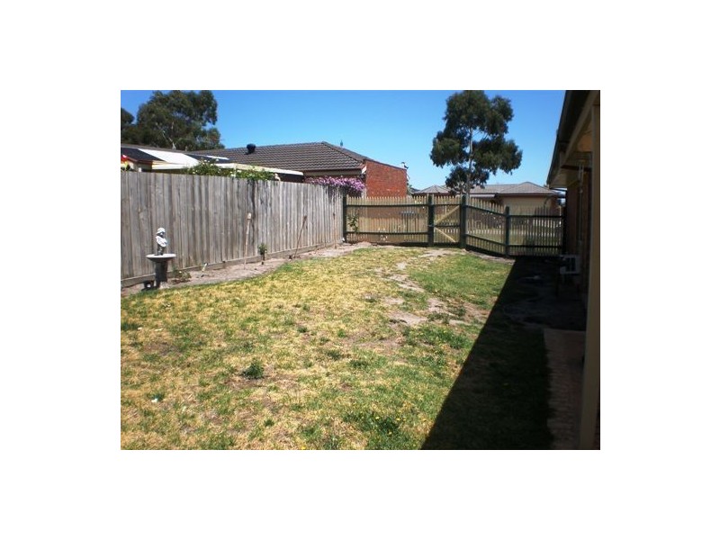 12 Tangerine Drive, Narre Warren South VIC 3805