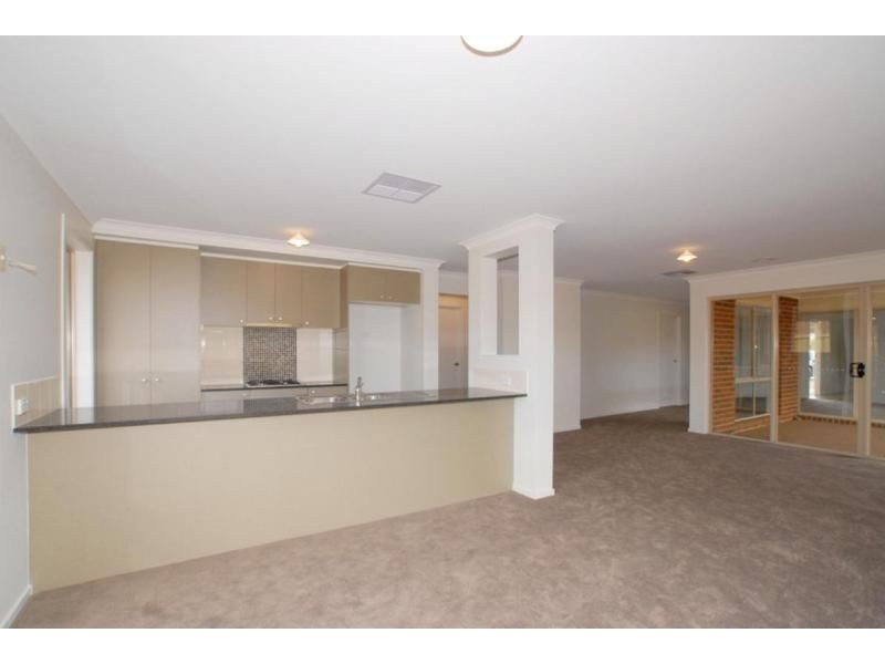 6 Algerd Court, Pakenham VIC 3810