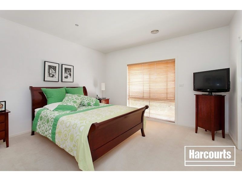 14 Fairview Avenue, Narre Warren North VIC 3804