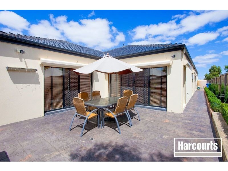 14 Fairview Avenue, Narre Warren North VIC 3804