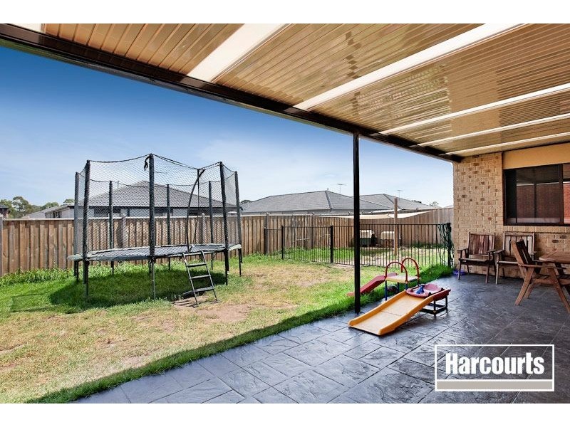 10 Middlesex Court, Cranbourne North VIC 3977