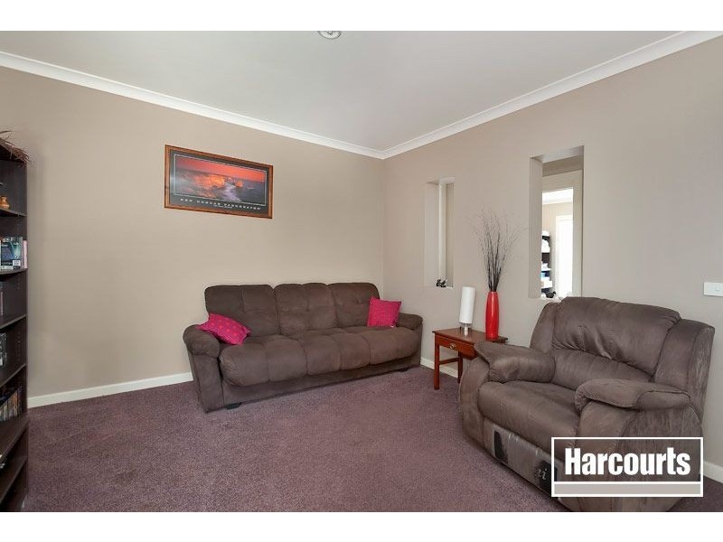 49 Filmer Crescent, Narre Warren South VIC 3805