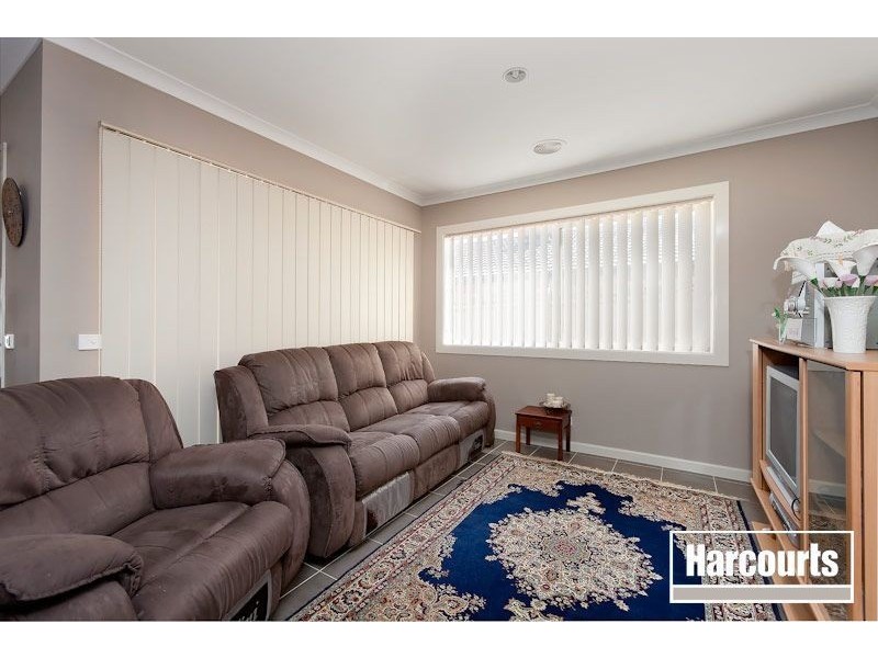 49 Filmer Crescent, Narre Warren South VIC 3805