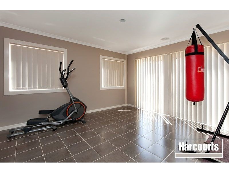 49 Filmer Crescent, Narre Warren South VIC 3805